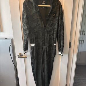 Camouflage Zip-Up Jumpsuit